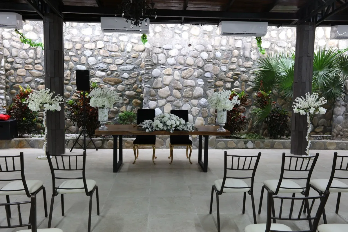 Ceremonia en salón climatizado